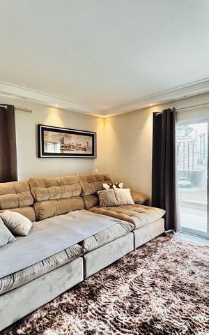 Casa de condomínio à venda com 360m², 4 quartos e 4 vagas Casa de condomínio à venda com 360m², 4 quartos e 4 vagasSala 2
