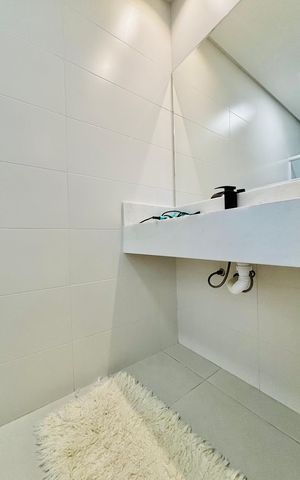 Casa de condomínio à venda com 360m², 4 quartos e 4 vagas Casa de condomínio à venda com 360m², 4 quartos e 4 vagasBanheiro da Suíte 3
