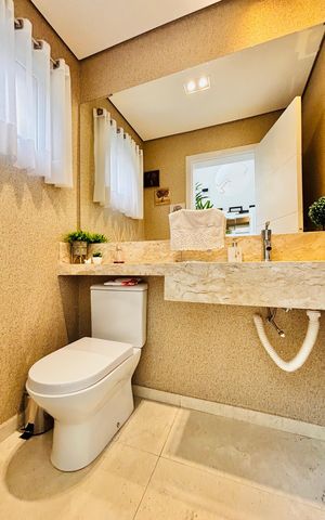 Casa de condomínio à venda com 360m², 4 quartos e 4 vagas Casa de condomínio à venda com 360m², 4 quartos e 4 vagasLavabo