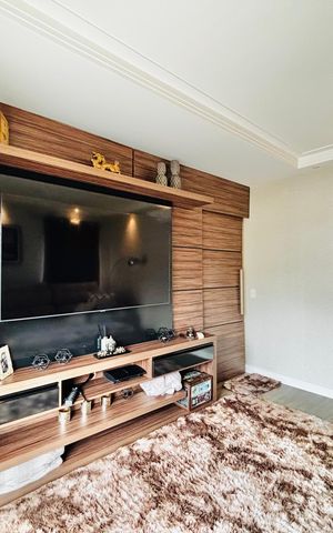 Casa de condomínio à venda com 360m², 4 quartos e 4 vagas Casa de condomínio à venda com 360m², 4 quartos e 4 vagasSala 2
