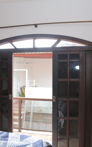 Casa à venda com 220m², 3 quartos e 2 vagas Casa à venda com 220m², 3 quartos e 2 vagasQuarto 1