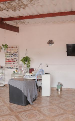 Casa à venda com 220m², 3 quartos e 2 vagas