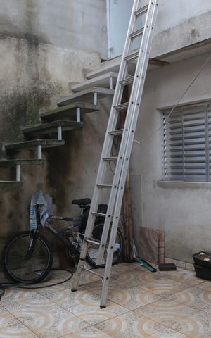 Casa à venda com 220m², 3 quartos e 2 vagas