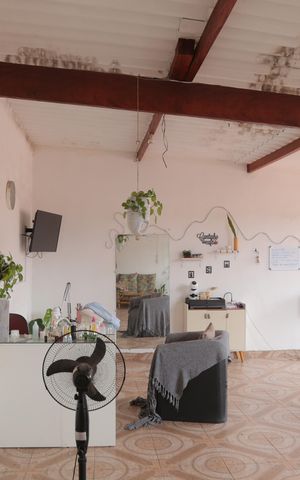 Casa à venda com 220m², 3 quartos e 2 vagas