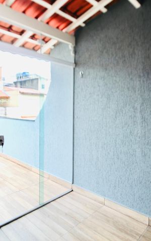 Casa para alugar com 100m², 2 quartos e 2 vagas Casa para alugar com 100m², 2 quartos e 2 vagasVaranda