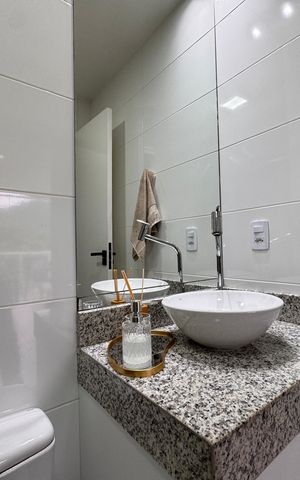 Casa de condomínio à venda com 147m², 4 quartos e 3 vagas Casa de condomínio à venda com 147m², 4 quartos e 3 vagasBanheiro Social