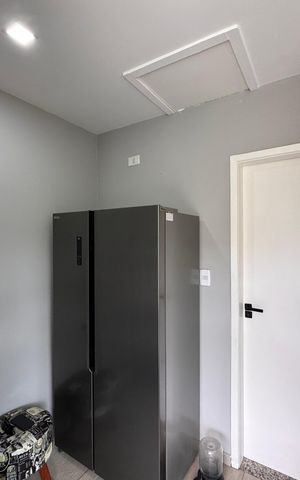 Casa de condomínio à venda com 147m², 4 quartos e 3 vagas Casa de condomínio à venda com 147m², 4 quartos e 3 vagasTerraço