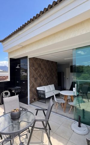 Casa de condomínio à venda com 147m², 4 quartos e 3 vagas Casa de condomínio à venda com 147m², 4 quartos e 3 vagasTerraço