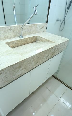 Apartamento para alugar com 140m², 4 quartos e 2 vagas