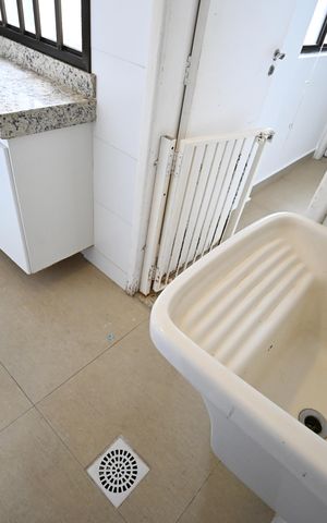 Apartamento para alugar com 140m², 4 quartos e 2 vagas