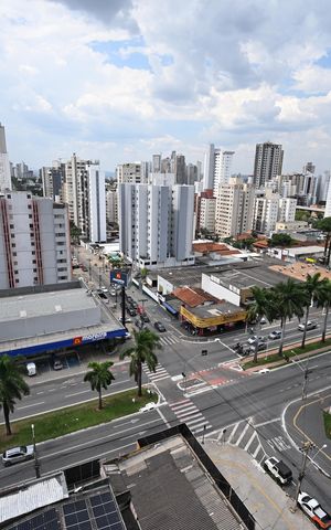 Apartamento para alugar com 140m², 4 quartos e 2 vagas