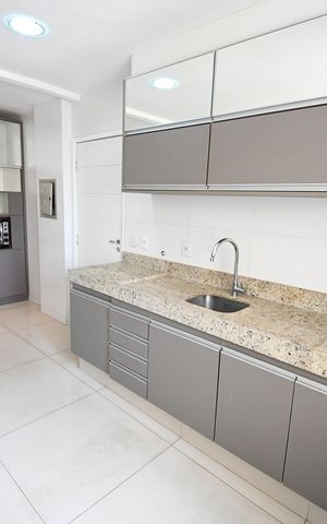 Apartamento para alugar com 140m², 4 quartos e 2 vagas