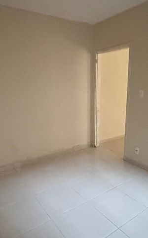 Casa para alugar com 42m², 2 quartos e sem vaga Casa para alugar com 42m², 2 quartos e sem vagaQuarto