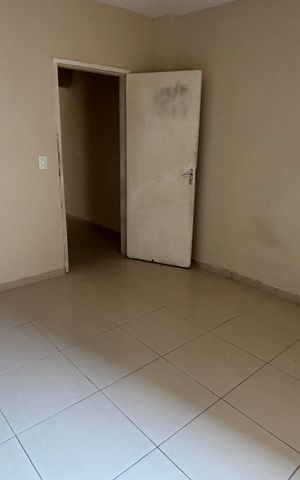 Casa para alugar com 42m², 2 quartos e sem vaga Casa para alugar com 42m², 2 quartos e sem vagaQuarto 2