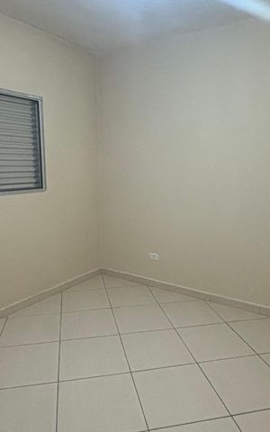 Casa para alugar com 39m², 1 quarto e sem vaga