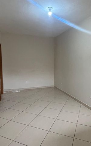 Casa para alugar com 39m², 1 quarto e sem vaga