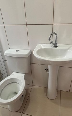 Casa para alugar com 35m², 1 quarto e sem vaga