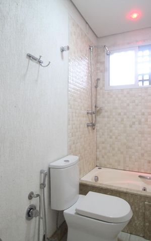 Apartamento para alugar com 58m², 2 quartos e sem vagaBanheiro