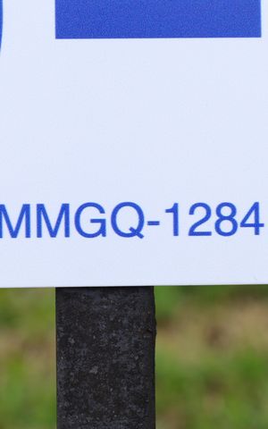 Apartamento à venda com 40m², 2 quartos e 1 vagaPLaca GRANDE instalada na fachada do condomínio, dia 13.10.2026 - Código da placa: MMGQ-1284