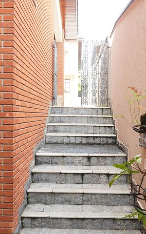Casa de condomínio à venda com 364m², 1 quarto e 4 vagasÁrea externa