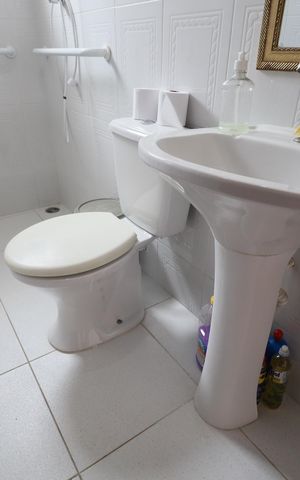 Casa para alugar com 158m², 4 quartos e 2 vagasBanheiro 2