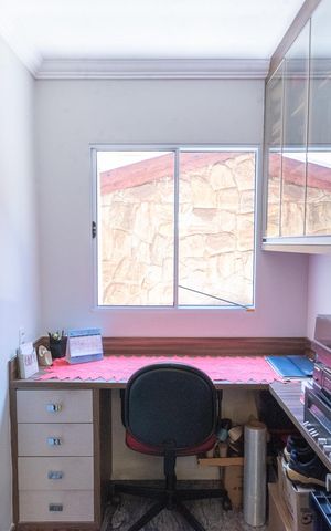 Casa de condomínio à venda com 110m², 3 quartos e 2 vagas Casa de condomínio à venda com 110m², 3 quartos e 2 vagasEscritório