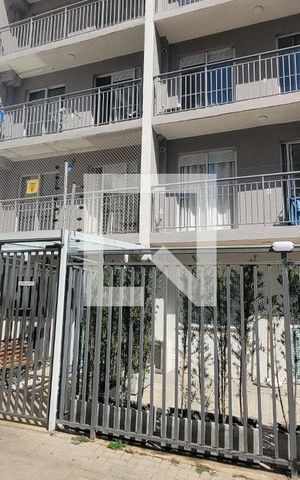 Apartamento à venda com 38m², 2 quartos e 1 vaga Apartamento à venda com 38m², 2 quartos e 1 vagaFachada e portaria