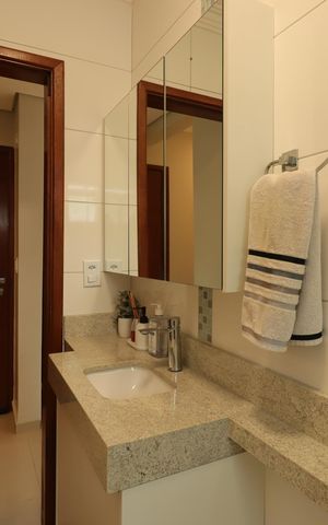 Apartamento à venda com 49m², 2 quartos e 1 vagaBanheiro Social