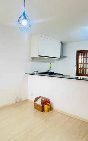 Casa de condomínio para alugar com 110m², 3 quartos e 2 vagas Casa de condomínio para alugar com 110m², 3 quartos e 2 vagasSala