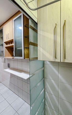 Apartamento para alugar com 65m², 3 quartos e 1 vagaÁrea de Serviço