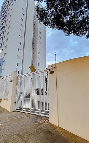 Apartamento para alugar com 65m², 3 quartos e 1 vagaFachada com Placa