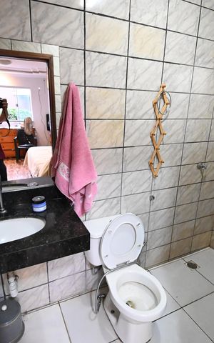 Casa à venda com 330m², 3 quartos e 4 vagas