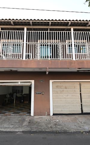 Casa à venda com 330m², 3 quartos e 4 vagas
