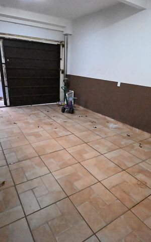 Casa à venda com 330m², 3 quartos e 4 vagas