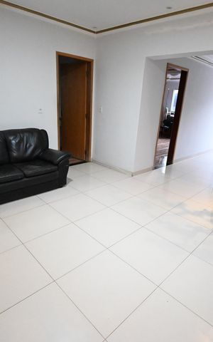 Casa à venda com 330m², 3 quartos e 4 vagas