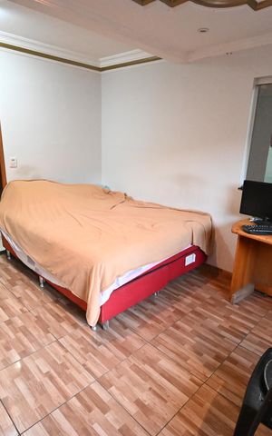 Casa à venda com 330m², 3 quartos e 4 vagas
