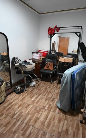 Casa à venda com 330m², 3 quartos e 4 vagas
