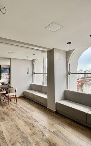 Apartamento à venda com 42m², 2 quartos e 1 vaga Apartamento à venda com 42m², 2 quartos e 1 vagaÁrea comum - Salão de festas