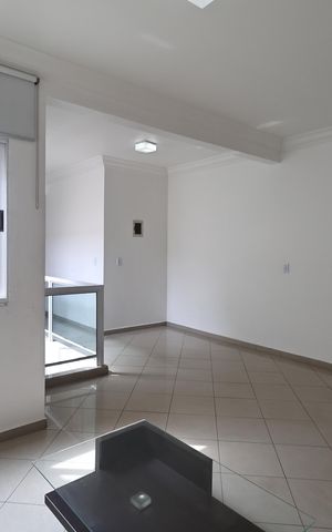 Casa para alugar com 250m², 4 quartos e 2 vagas Casa para alugar com 250m², 4 quartos e 2 vagasSala