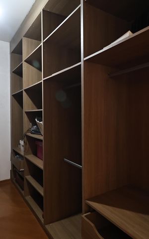 Casa para alugar com 250m², 4 quartos e 2 vagas Casa para alugar com 250m², 4 quartos e 2 vagasCloset suite