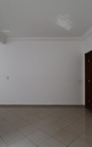 Casa para alugar com 250m², 4 quartos e 2 vagas Casa para alugar com 250m², 4 quartos e 2 vagasSala