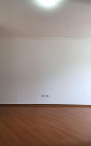 Casa para alugar com 250m², 4 quartos e 2 vagas Casa para alugar com 250m², 4 quartos e 2 vagasSuite
