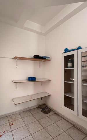 Casa para alugar com 250m², 4 quartos e 2 vagas Casa para alugar com 250m², 4 quartos e 2 vagasLavanderia