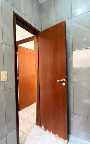 Casa para alugar com 250m², 4 quartos e 2 vagas Casa para alugar com 250m², 4 quartos e 2 vagasBanheiro de serviço