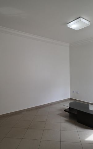 Casa para alugar com 250m², 4 quartos e 2 vagas Casa para alugar com 250m², 4 quartos e 2 vagasSala