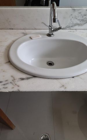 Casa para alugar com 250m², 4 quartos e 2 vagas Casa para alugar com 250m², 4 quartos e 2 vagasBanheiro
