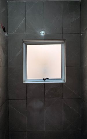 Casa para alugar com 250m², 4 quartos e 2 vagas Casa para alugar com 250m², 4 quartos e 2 vagasBanheiro de serviço