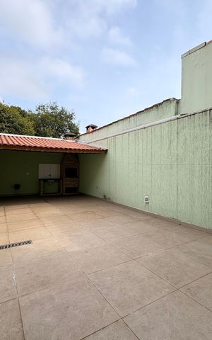 Casa para alugar com 250m², 4 quartos e 2 vagas Casa para alugar com 250m², 4 quartos e 2 vagasQuintal/ área gourmet