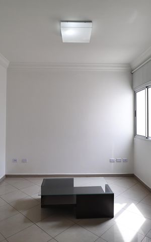 Casa para alugar com 250m², 4 quartos e 2 vagas Casa para alugar com 250m², 4 quartos e 2 vagasSala
