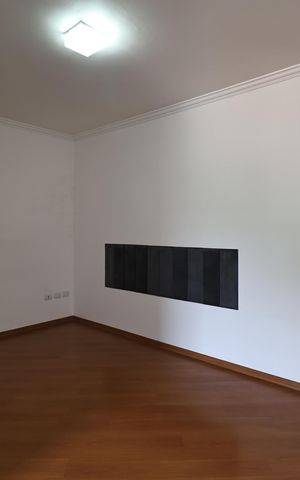 Casa para alugar com 250m², 4 quartos e 2 vagas Casa para alugar com 250m², 4 quartos e 2 vagasSuite